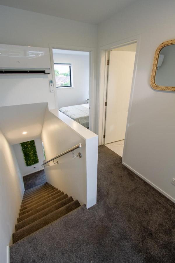 2 Bed Central Addington W/Park クライストチャーチ エクステリア 写真